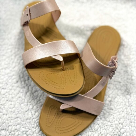 Crocs Women's Tulum Toe Post Sandal - Picture 1 of 5